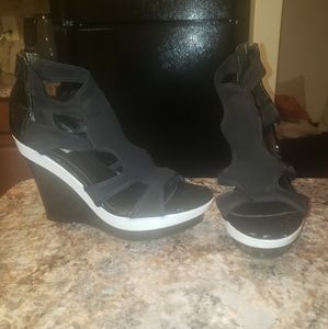 Wedge platform sandals